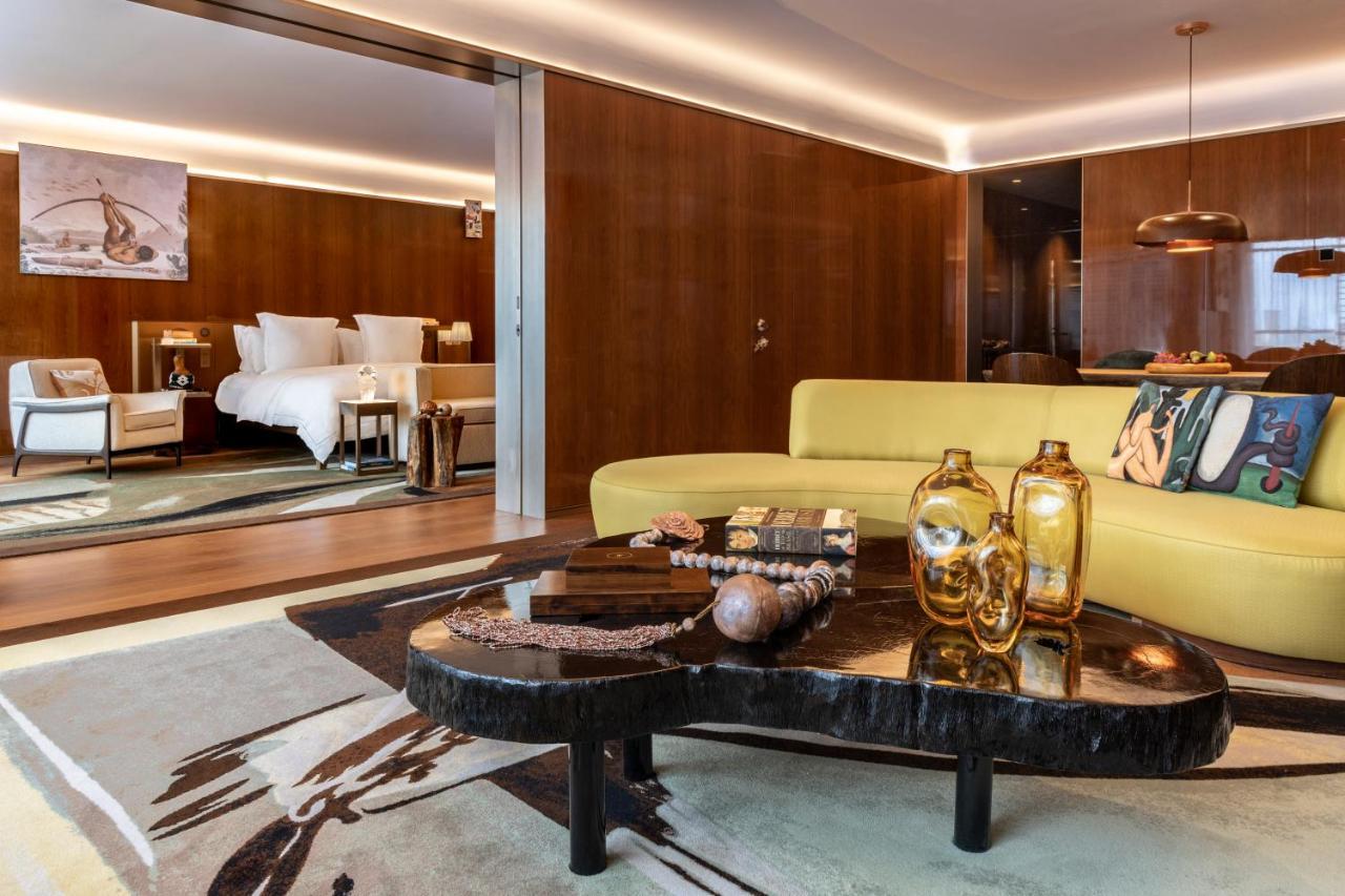 Hotel Rosewood São Paulo Exterior foto The living room of a suite at the Mandarin Oriental
