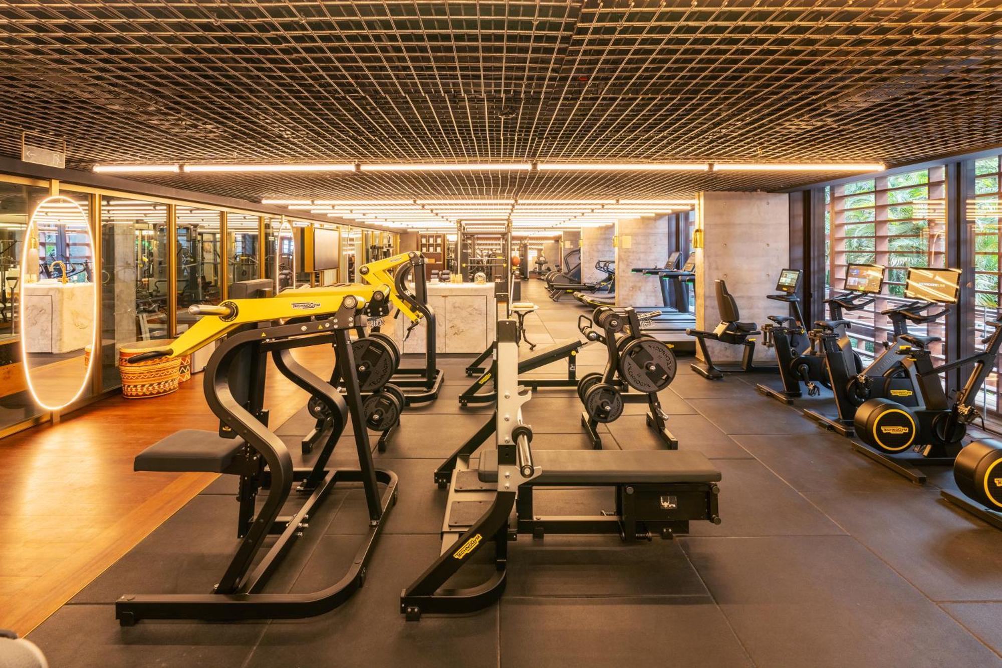 Hotel Rosewood São Paulo Exterior foto Anytime Fitness in Singapore